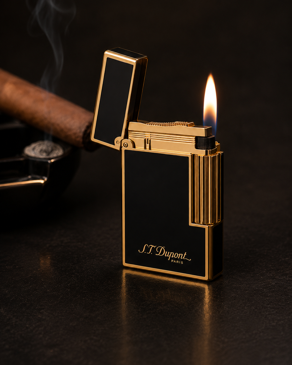 S.T. Dupont Ligne 2 Lighter in Black Lacquered | Yellow Gold